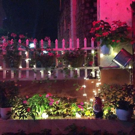 Binh Dao Hotel - Khach San Ngay Trung Tam Gia Re Νταλάτ Εξωτερικό φωτογραφία